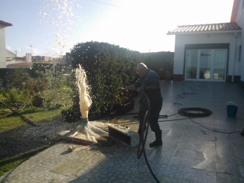 Limpeza e manutenção de furos — foto 2